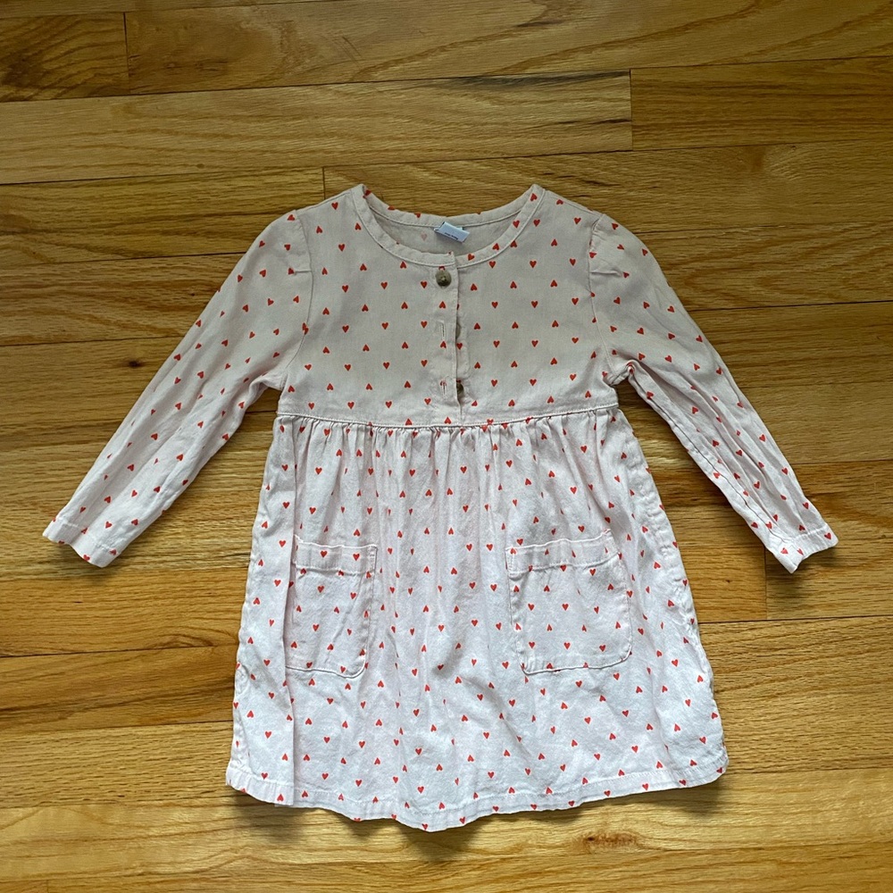 Old Navy long sleeve pink heart dress. Size 18-24M.